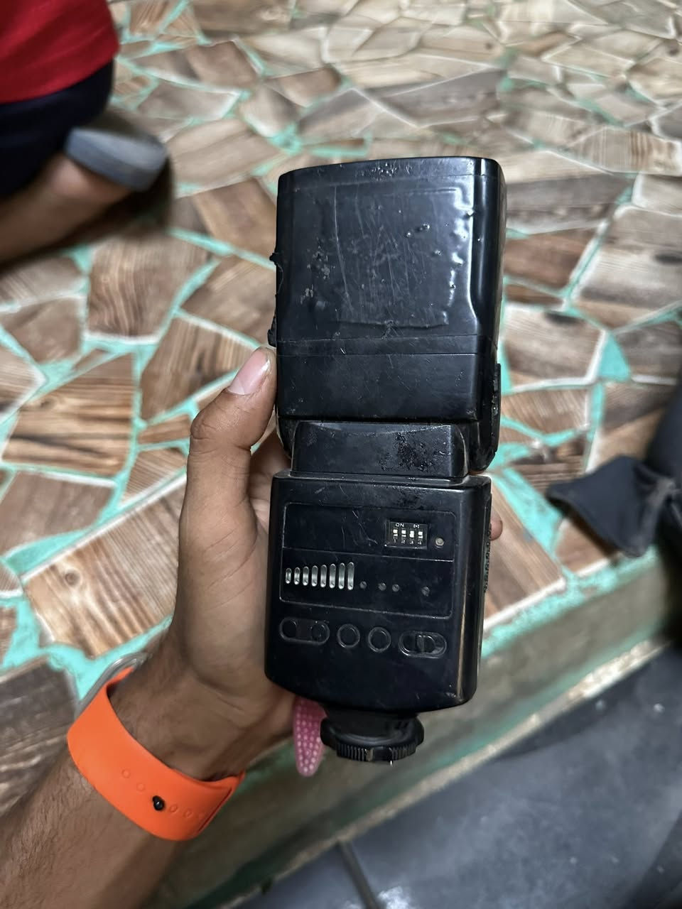 كانون 600D للبدال بكانون 700D  الكاميره شطر 50 الحاله موضحه فالصوره ومعها حزام ومعها فلاش 650 للبدال ب ٧٠٠ مش للبيع حته لو شطر عالي او مع دفع الفرق وحاله كويسه


**إذا كنت صاحب هذا الإعلان وتريد حذفه لأي سبب، رجاءا أرسل رسالة إلى الدعم الفني**