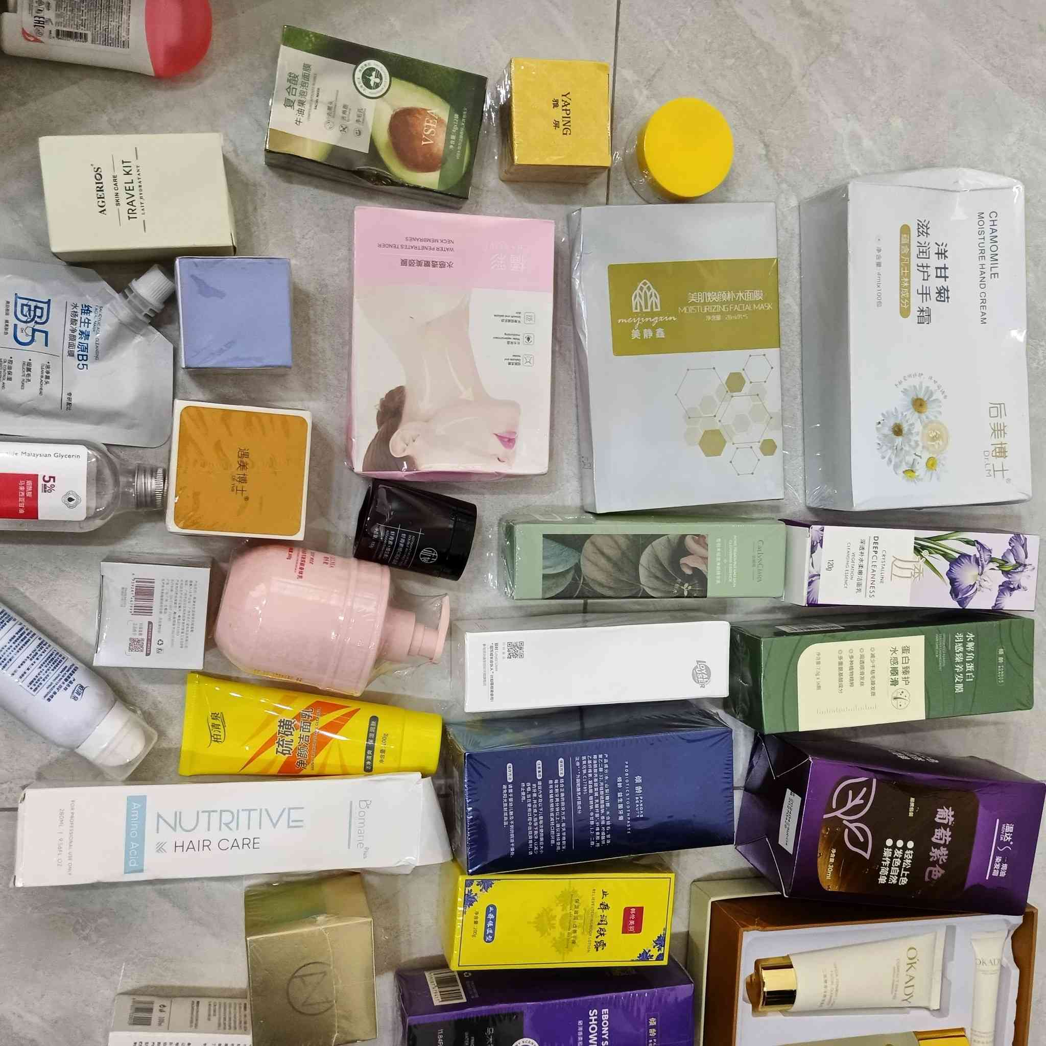 عندي مجموعة عناية مكدرت افتح بث وبعت منها وجبة راح احسب قطعه ع الف🛑
بيها خير من الله ربح  ٣٨ قطعة 
راح احسبها ع ٣٥ الف🟥
 الي يريدها يفوتلي خاص


**إذا كنت صاحب هذا الإعلان وتريد حذفه لأي سبب، رجاءا أرسل رسالة إلى الدعم الفني**