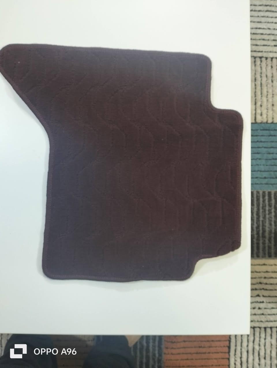 السلام عليكم عندي دوسات مال هايلوكس جديد ما مستخدم بلادي اصلي شركة تويوتا السعر 250 دولار للاستفسار ***********
