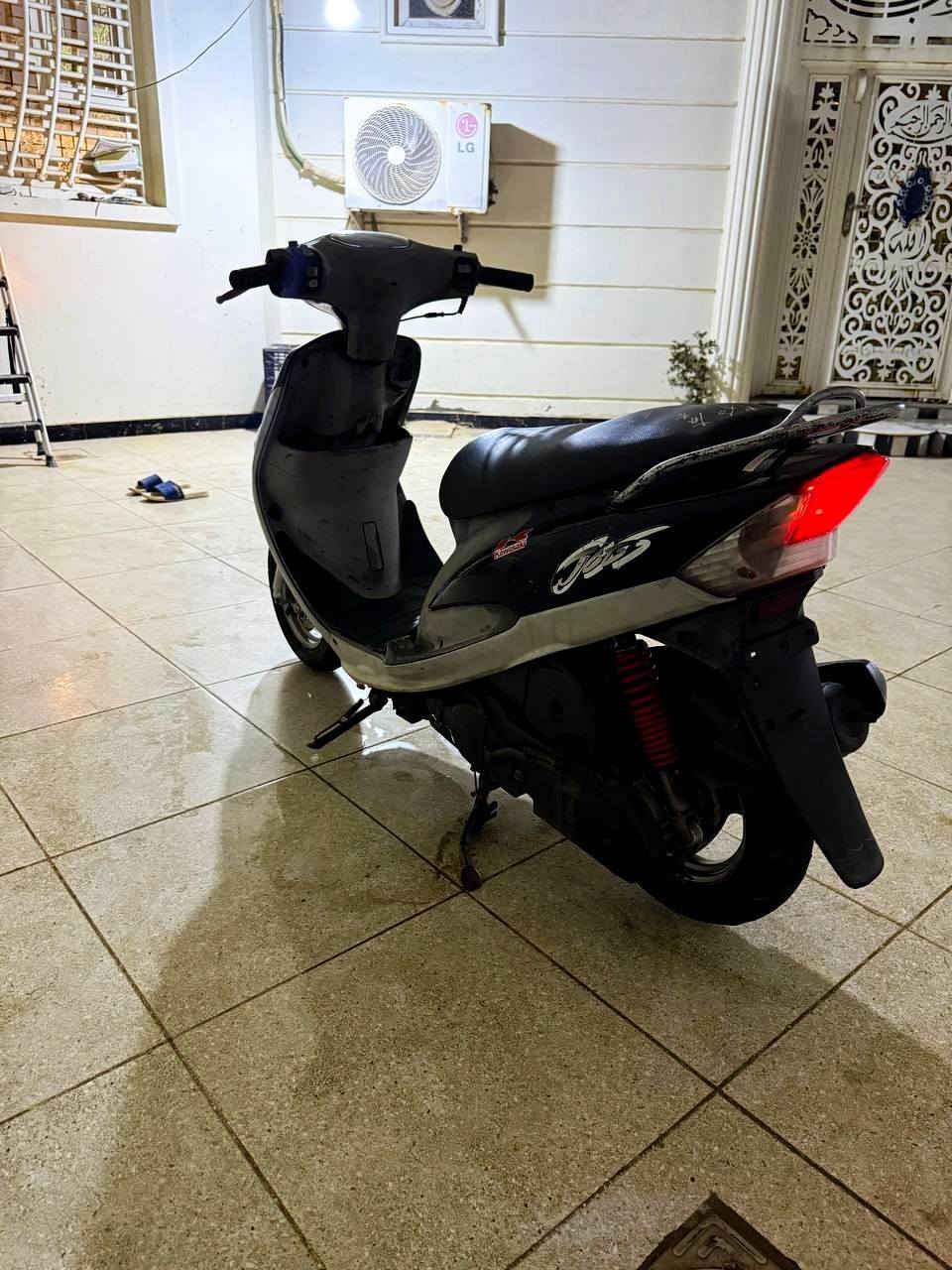 السلام عليكم🙋🏻

ماطور. للبيع.  ماكس منغولي نضافه فول شوفت عينك برغي ما مفتوح بيه كهربائيات شغاله كله شلعه ومعدل شرط مكينه ما مفتوحه كفاله صارله 27 من نازله حاويه عله ايدي المكان دوانيه شارع الوكفه السعر خاص او اتصال
واتساب.             (***********)
