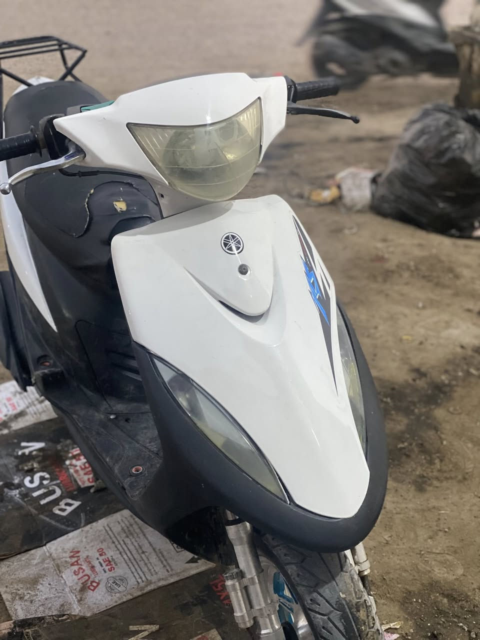 السلام عليكم ورحمة الله وبركاته
دراجه ماكس عدله للبيع مفتوحه كفر جديد وياها كفر ثاني وقطعه السواد كلشي جديد دراجه مكينته حلوه السعر خاص


**إذا كنت صاحب هذا الإعلان وتريد حذفه لأي سبب، رجاءا أرسل رسالة إلى الدعم الفني**