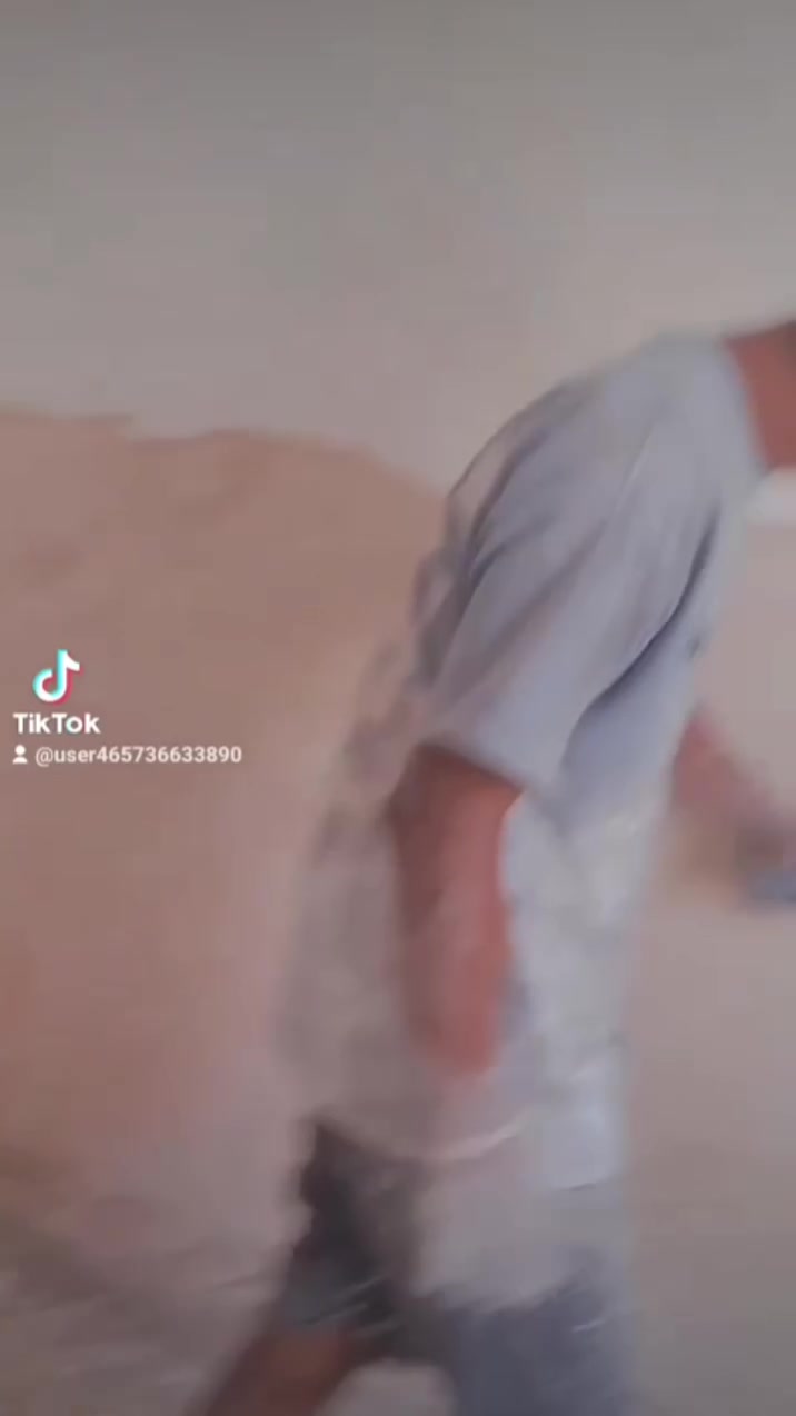 سلام عليكم خلفه لبخ درجه اولى شغل كربلاء فقط كادر لباخين موجود  ***********
