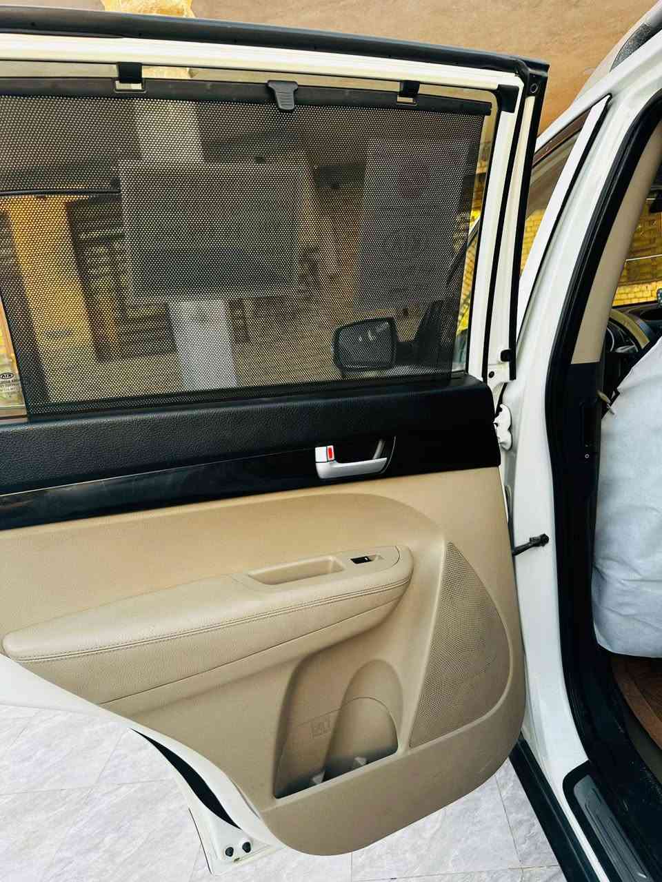 سورنتو 2015 أصل بانزين دوش
4سلندر 2400
فول مواصفات خليجي 
#كفاله_من_الكص_والفتح_والعشائر
السياره ادوات متومه شرط الحاسبه
مواصفات الخليجي اهل المصلحه يعرفونه
المكان ذي قار
السعر 85ورقه 
للاتصال ***********
نت وشريحه
