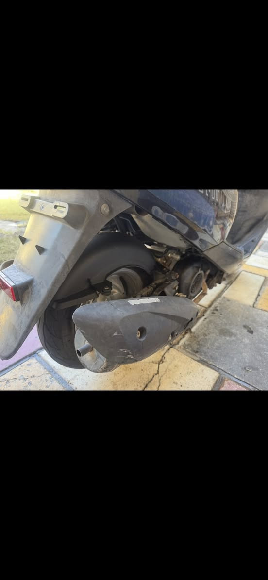 سلام عليكم للبيع بريز لايت فوك نوزل دراجه بلاديه كل نقص مابيه كلش نضيفه نكره سلف بلاديه ممفتوحه السعر 675 وبيه مجال للاستفسار ***********بغداد حي القاهره
