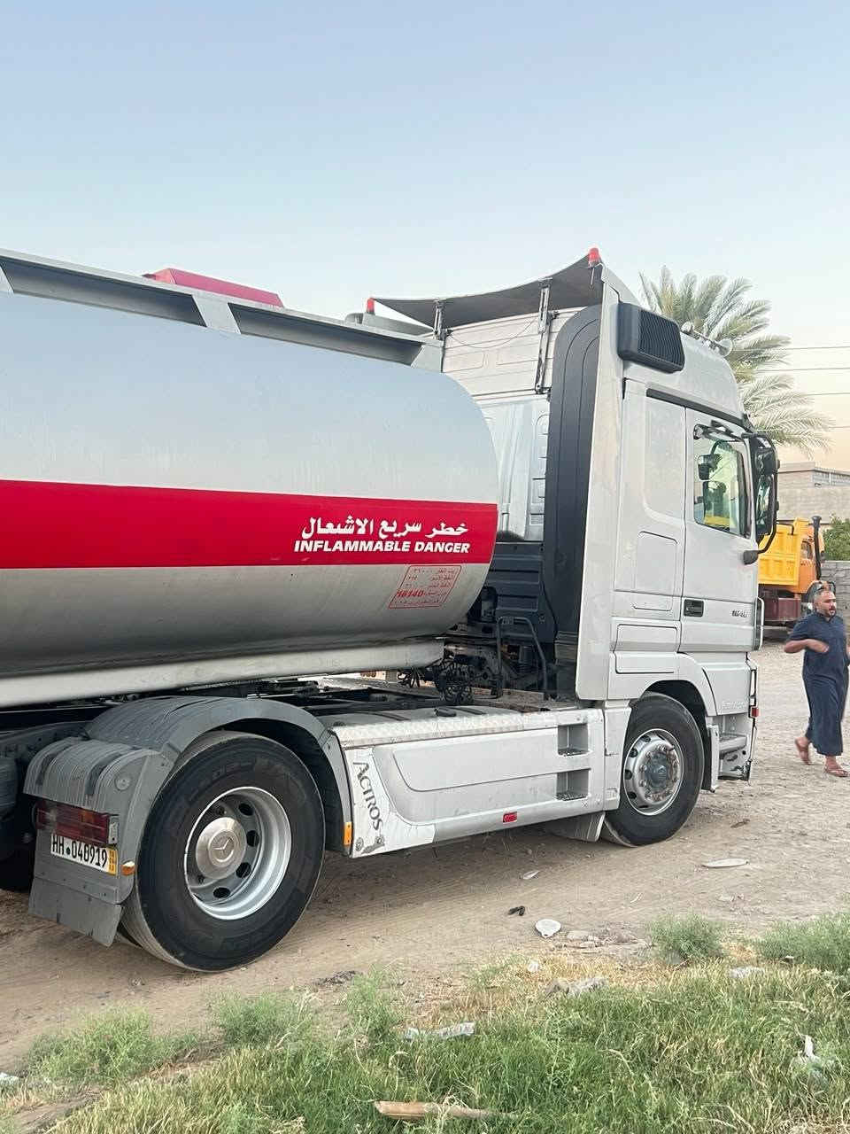 السلام عليكم
اكتروز   ٢٠٠٥   تانكي شاكر ٢٠١٥
رقم اربيل بسمي طوناج بعد سنة ينفذ جيبيأس
محرك مكفول كير مكفول سيارة من جوة الشغل
            السعر     440 بيهة مجال 
العنوان بغداد التاجي مقابل منشآت النصر
رقم الهاتف *********** و ***********

