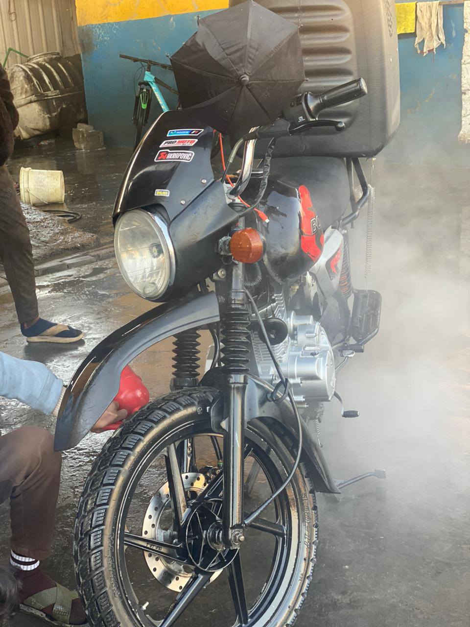 مراوس برقم
العنده مرقم لا يقصر 
*********** 
فول نضافه  مال شغل 
انسه عطل  مكينه زيرو  يعني ما تحك راسك منهة
