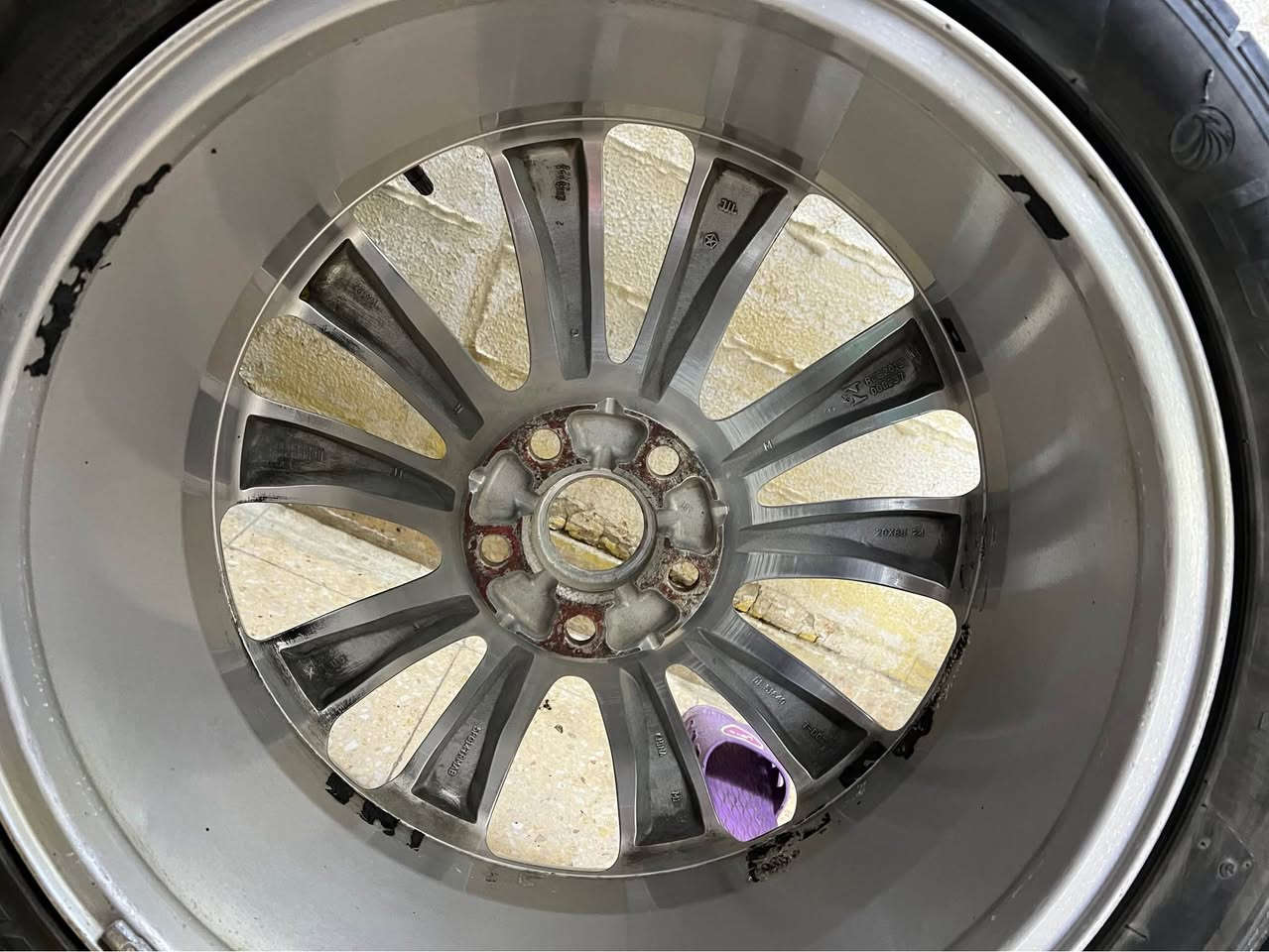 سلام عليكم  4 اويالة  انضاف مع تخم تاير جدد استعمال كلش قليل وزوج تايرات قبل سبوع  شديت يعني تايرات جدد  وسعر350 قفل ربع مايطيح ماكو هيج سعر بلاش والله شراي يتصل هاذا راقمي*********** عمارة, ميسان
