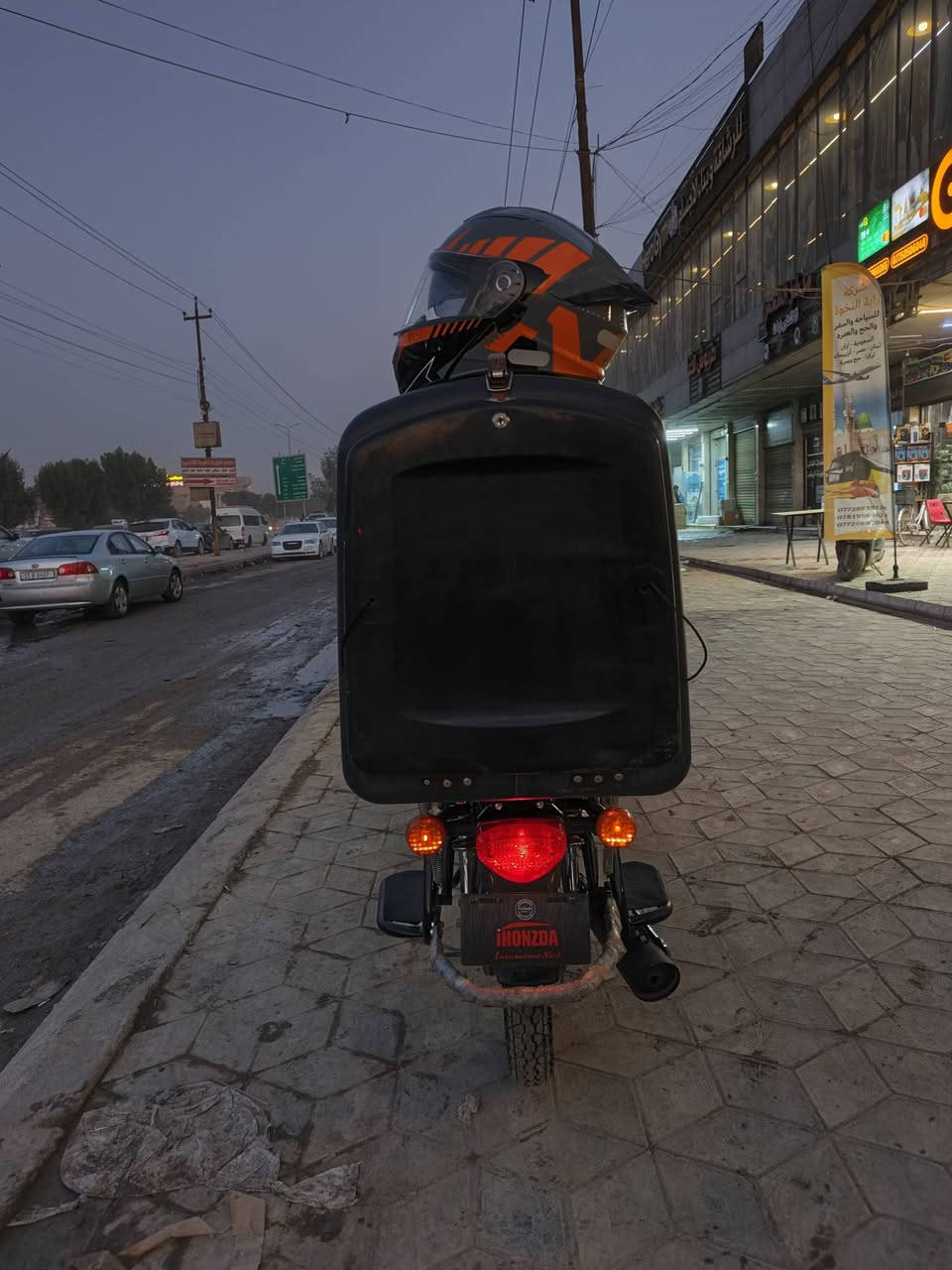 سلام عليكم
دايون هونزد موديل25للبيع 
دراجه ماعايزه برغي 
سعر 1550وبيه مجال 
هـ‍***********
مكاني الحمزه الغربي
