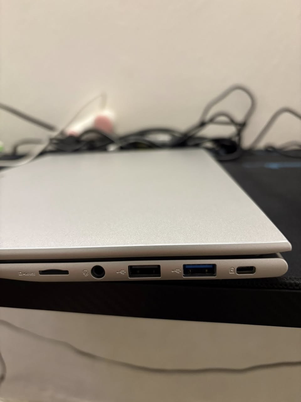 السلام عليكم لابتوب acer للبيع جديد
مكاني بغداد 
***********
