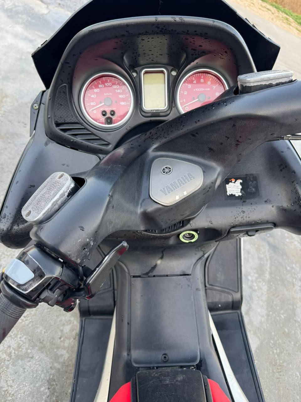 دراجه تيماكس ٢٠٠٨ شلعه قويه ومعدل محرك ممفتوح نوزل *********** سعر خاص او اتصل على الرقم
