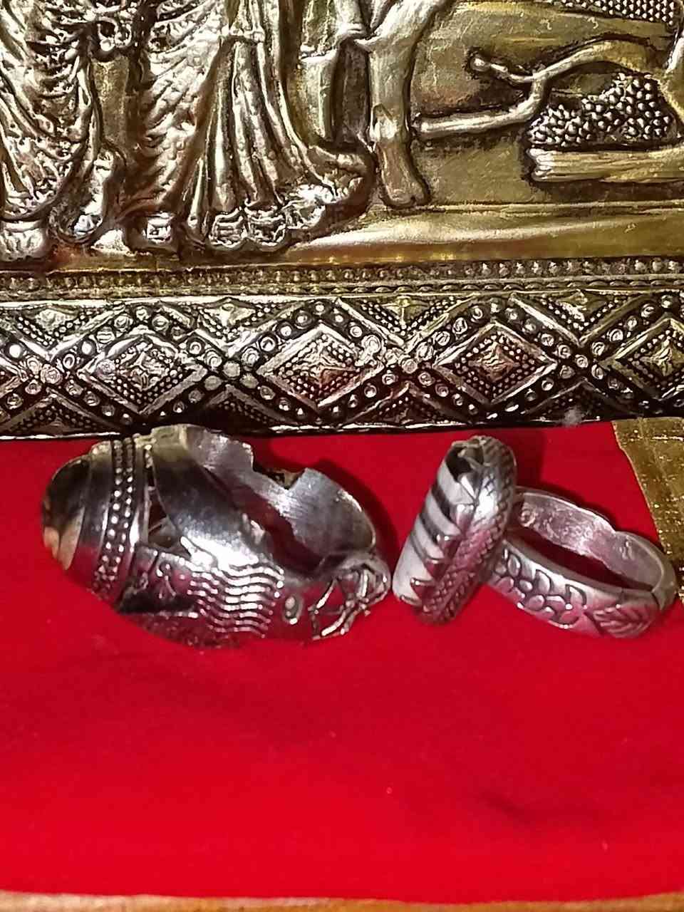 جزعه حبشيه معطفه غير شافه داودي مصور عين حاجب صياغه ثكيله التفاصيل خاص


**إذا كنت صاحب هذا الإعلان وتريد حذفه لأي سبب، رجاءا أرسل رسالة إلى الدعم الفني**