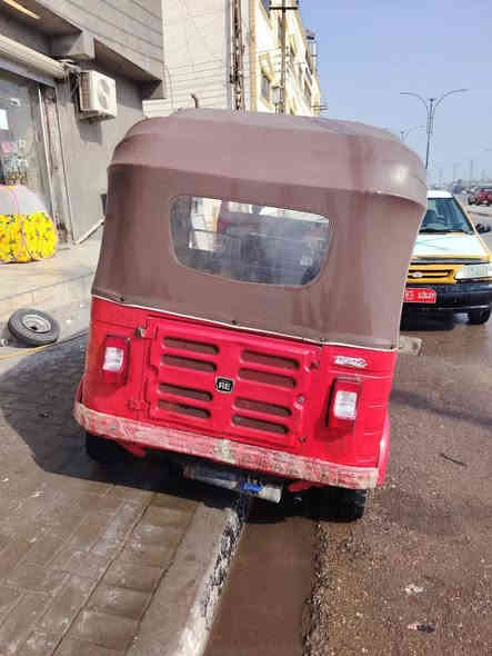 سلام عليكم تكتك موديل 18 أوراق تكتك مجفته تجفيت شركه مره وحده تكتك خير من الله سعر 3500 مكان البصره دور شرطه مقابيل شارع سيد رقم الهاتف ***********
