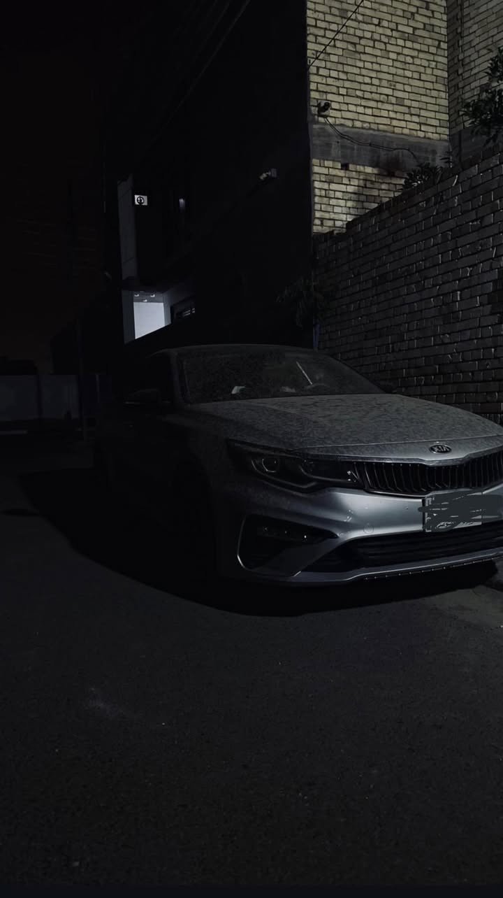 🚘 كيا أوبتيما 2020 Black Edition للبيع 🚘
📍 الموقع: كربلاء المقدسة
🇺🇸 الوارد: أمريكي
🌟 المواصفات العامة والفئة:
• الفئة: S (أعلى فئة بالمواصفات الجانبية) 🔝
• المحرك: 2400\text{ cc} ⚙️
• النسخة: Black Edition المميزة بالكامل 🖤
🛠️ المواصفات والإضافات:
• القيادة: قيادة آلية + نظام تحديد مسار 🛣️🤖
• الراحة: تدفئة مقاعد + تدفئة ستيرن 🔥💺
• التبريد: منظومة تبريد جديدة (ثلج ما شاء الله) ❄️💨
🔍 حالة السيارة (الحادث والورق):
• الحادث: بنيد وصفحة فقط 🛠️
• الوضعية القانونية: كتاب معوقين وتتحرر في شهر 11 القادم (يعني باعتيار حرة تماماً) 📄🔓
• 📷 صور الحادث: مرفقة أدناه في المنشور 👇
💵 السعر:
• بالعراقي: 20,400,000 دينار 🇮🇶
• بالدولار: 134$ (ورقة) 💲
وبيها مجال
📞 للتواصل والاستفسار: *********** 📲
