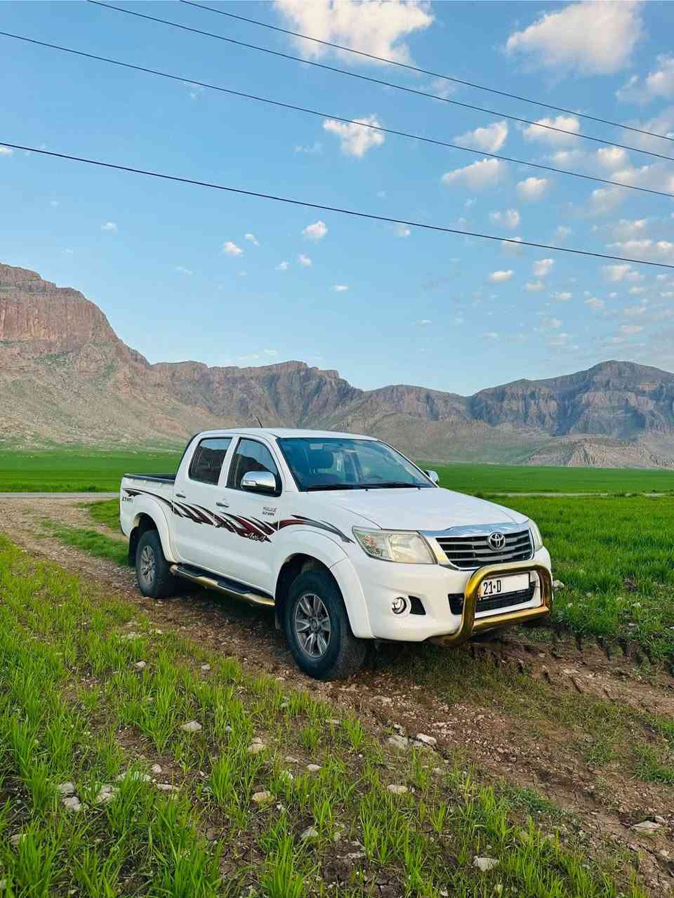 تۆیۆتا هایلۆکس (مەرزیە),مۆدێل2014,مواسەفات شریکە مــهند,بەتل گێڕو مەکینە بەشەرت نەکراوەتەوە,چوار تایەی پاکی لەژێرایە,سەنەوی و ژینگەی تازەیە تا 2029,پارچە ڕەشە لەسەر ساخی, سەیارەیەکی زۆر پاک ماوەتەوە,هەموو گیانی لەسەر دۆخی شەریکەیە, بۆ زانیاری زیاتر,ژ.م *********** رانية, السليمانية
