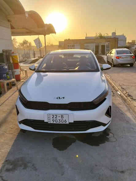 سلام عليكم كي ثري مديل 2022 كفاله عامة من زلغ مواصفات فول سياره جديده مواصفات اهواي سعر 140 وبيه مجال*********** تصل
