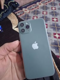 ايفون اكس ماكس محور 11بسبب فطر بل ضهر  الذاكره 256. البطاريه 97 الجهاز...