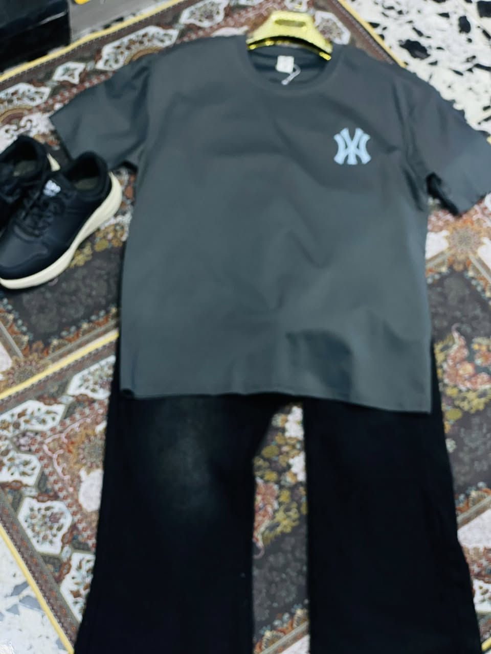 ازياء الكلابي 
واسط _ الزبيدية بدايت السايدين _ مجاور مطعم شاكر ابو المحشي 
توصيل لجميع محافظات العراق 
انسب الاسعار شرفونا وكل الهلا بيكم + تخفيضات هائلة على جميع القطع الي داخل آلمحل شرفونا وكل الهلا بيكم ، 
للتواصل مراسله الصفحه او الاتصال على 
رقم الهاتف: ***********
@إشارة
