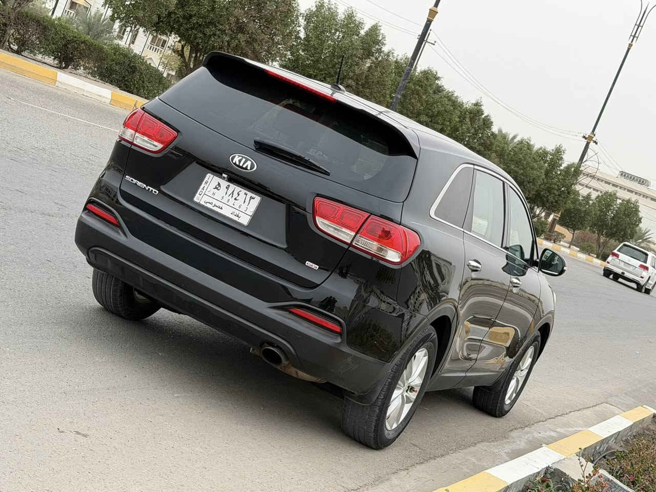 للبيع 🚗
كيا سورنتو 2016 — 4 سلندر

سيارة مرتبة ونظيفة جدًا، وارد أمريكي
كفالة من الصبغ عدا شبر فوگ الايت صبغ
جلد أبيض ✨
السياره احلى من الصور 
المكان الرمادي

السعر: 165
وبيها مجال حك الجيّة 😉

للتواصل: ***********
