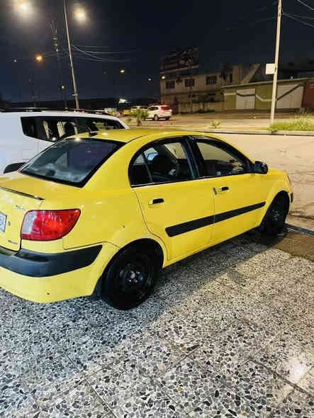 كيا ريو امريكي 2009 محرك 16 كابون بانزين رقم وسنويه وهيأه كلها صفر السياره كود واحد ضررها بل صوره اقل من شبر فوك اللقد وضربه خفيفه من وره بيها تلقيطات معجون مال بغداد السياره مكينه وكير شرط ترايها حلو كلها شغاله ما تصرف عليها شي مال رزق سعرها ٨٥ وبيها مجال رقمي ***********اوً***********
