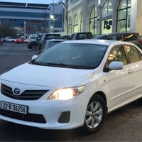 كورولا ٢٠١١ • ابيض • بدون حادث