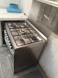 للبيع شغال بس بي 2 عيون نارهن ضعيفه بس يشتغلن عوزهن تنضيف كلشي مابي عو...