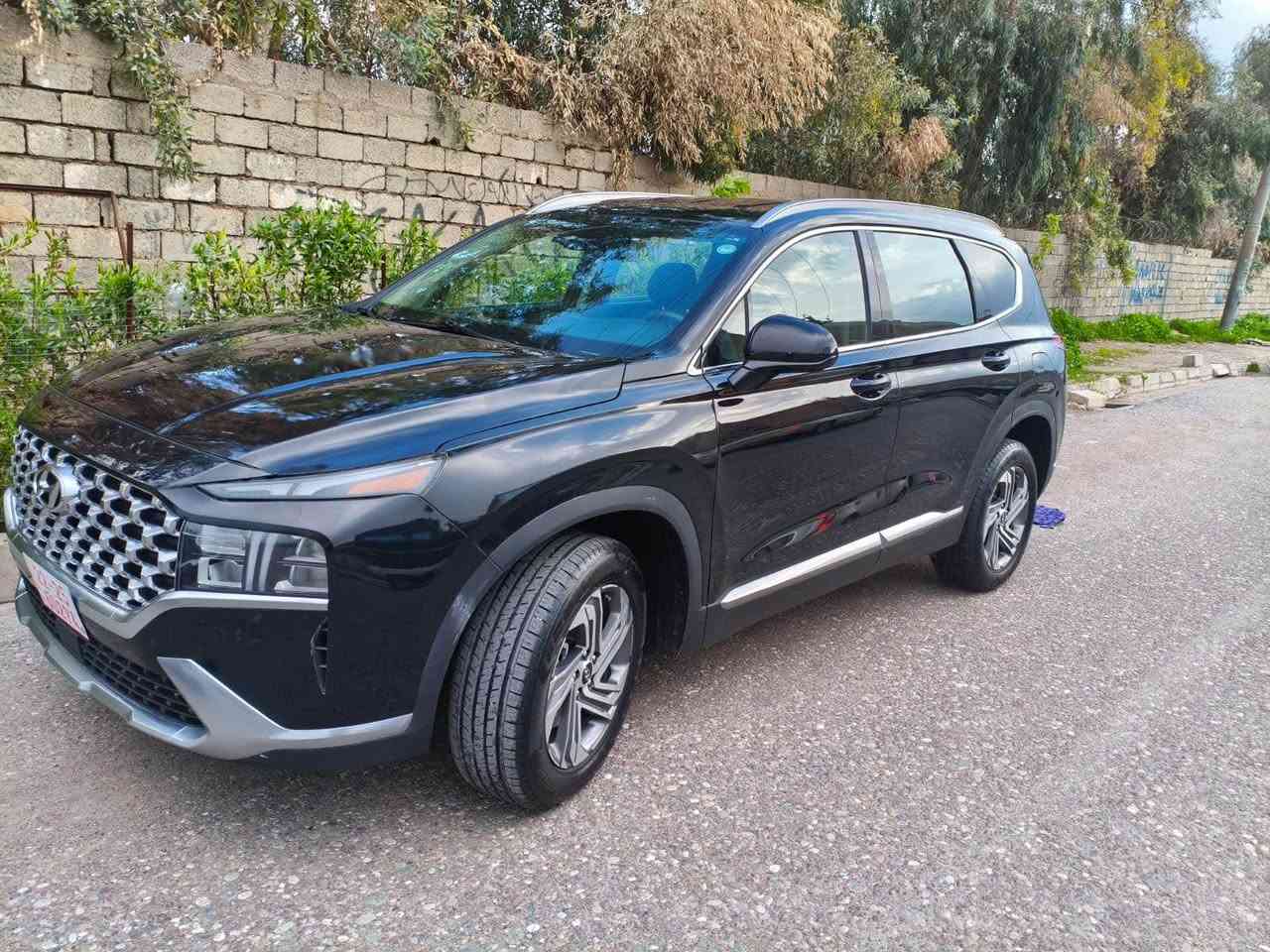 👑 هيونداي سانتافي 2023 | HYUNDAI SANTA FE

🔥 مواصفات كندية مميزة - ممشى قليل جداً 29,000 كم فقط!

📍 الموقع: أربيل (هەولێر).

💰 السعر: 184 ورقة (18,400$ دولار).

📄 اللوحات: باقي شهرين على موعد الرقم (دوو مانگی ماوە بۆ ڕەقەم کردن).

💎 المواصفات العالية (Full Options):

⚙️ فئة السيارة: فول الفول (ما عدا البانوراما).

🕹️ أنظمة القيادة: 7 مودات قيادة مختلفة (7 مۆدی لێخوڕین).

🇨🇦 المنشأ: مواصفات كندية.

✨ حالة البودي والإيرباغات (بشرط الفحص):

🎨 الصبغ: قطعتين فقط بمقدار شبرين (دوو بست سبوغی هەیە) بدون دواخل (بێ ژۆرێ).

🛡️ الإيرباغ: سليم بالكامل، فقط إيرباغ الاستيرن سيستم (ئێرباگ تەنها سوکان سیستەمە).

📞 للتواصل والاستفسار المباشر:

☎️ رقم الهاتف: *********** أربيل, العراق
