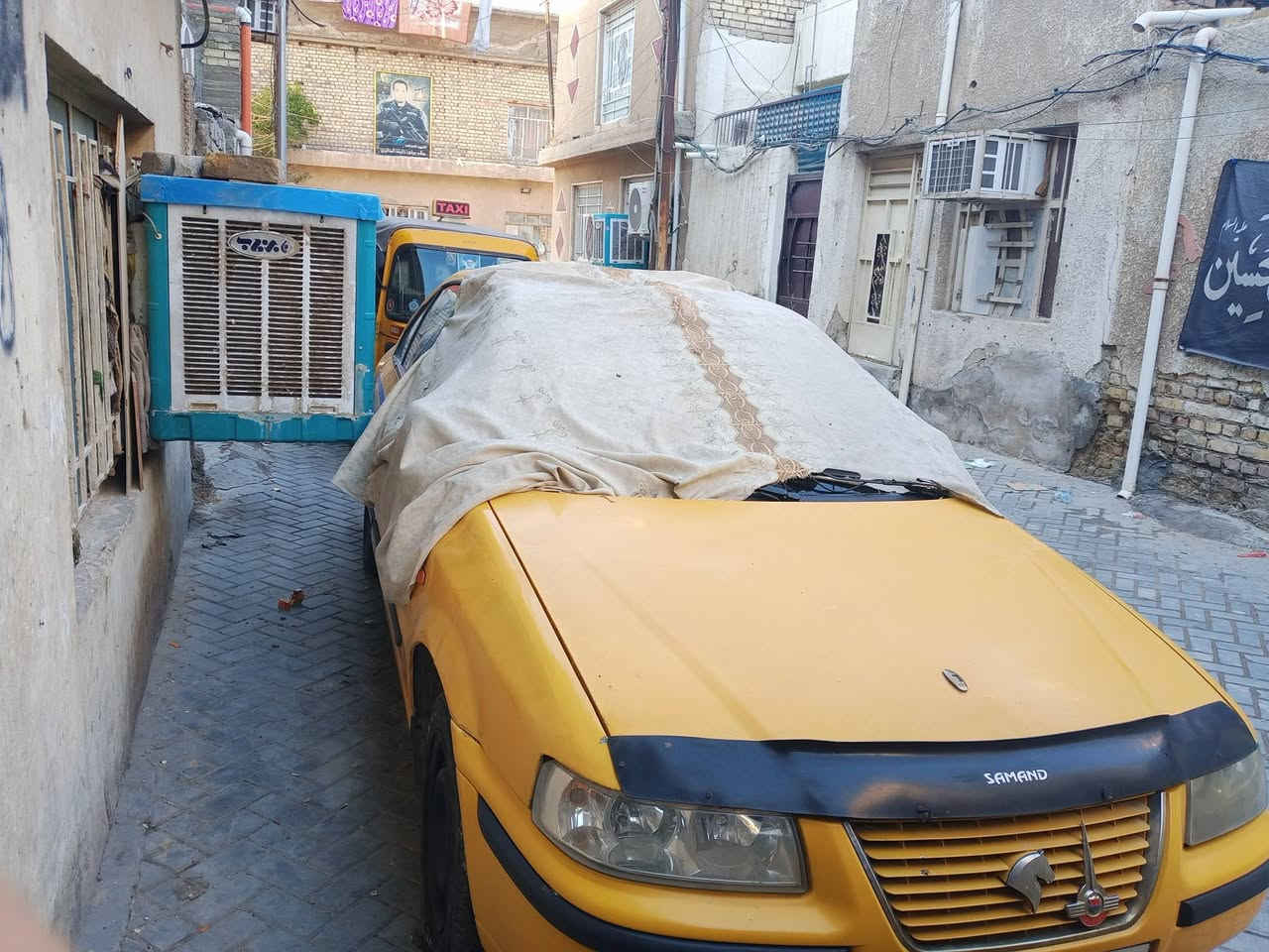 السلام عليكم سمند موديل 11 رقم بغداد دولي بصفره هيه وغرامات كير مكينه فرنسي تبريد  شغال تفهه شغاله زنون عالي وناصي شغلات شاشه ستمم سماعات كرهباييات شغاله مكان بغداد مدنيه الصدر رقم ***********
