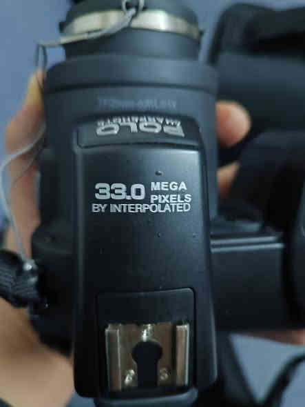 سلام عليكم 
كامرة POLOللبيع 
بعدهة جديدة ممستخدمة 
للاستفسار ***********
