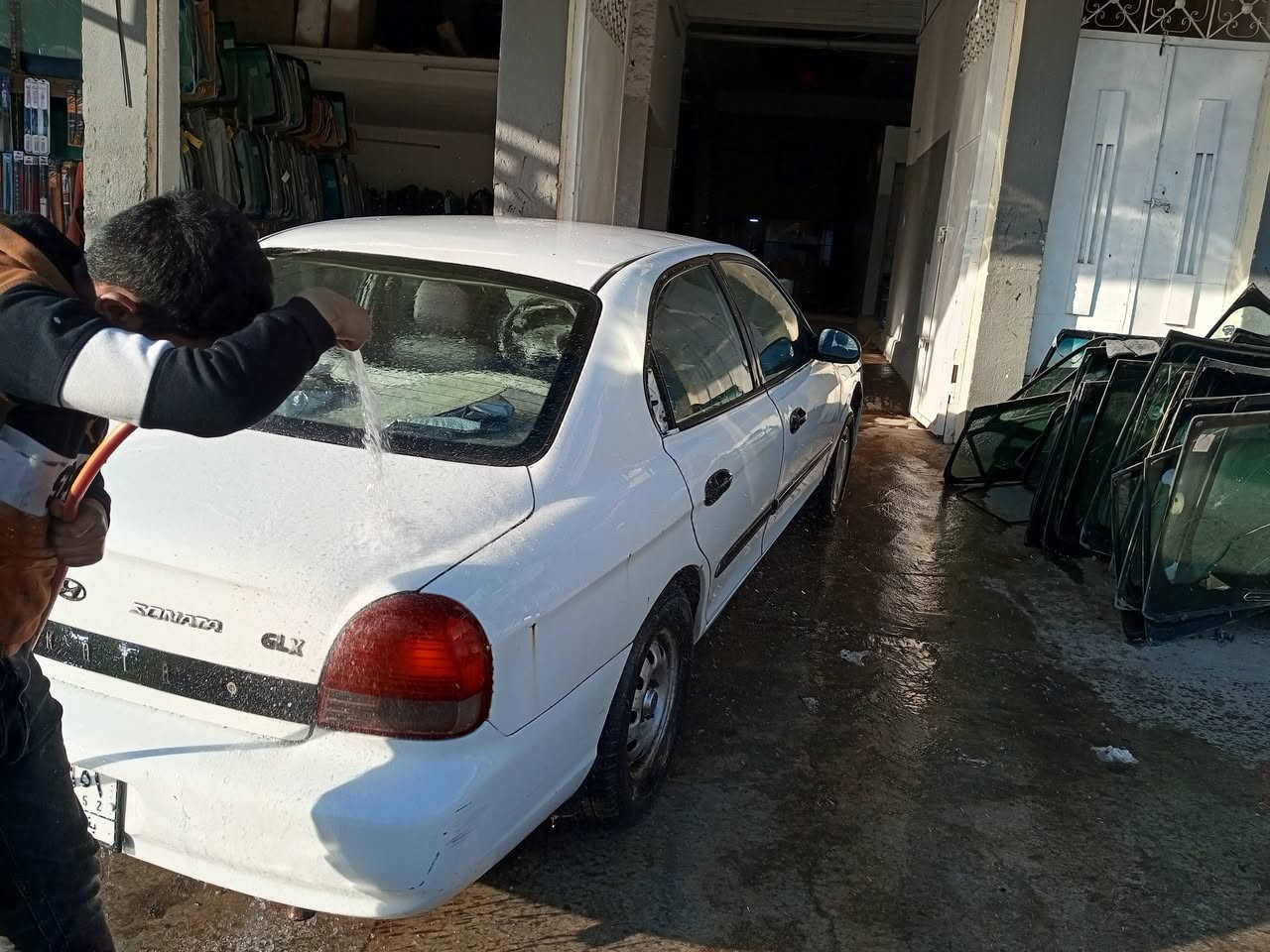 سلام عليكم سوناتا 2001 كربون بي شرط تحويل بل موصل سنويه 2027 شرط لا صبغ ولا حادث سياره حلوه وضع شريكه محرك كير كل نضيف سعر 45 بي حك جيه ***********/////***********
