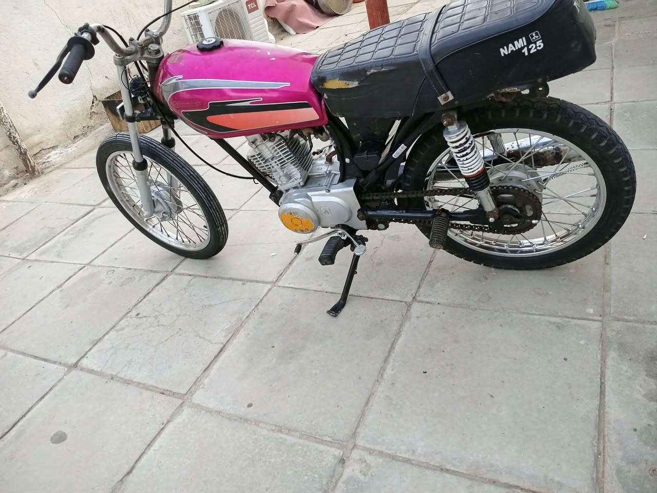 للبيع دراجه 22 شلامجه امجفته كلك كلك 350, وبيه مجال ***********
