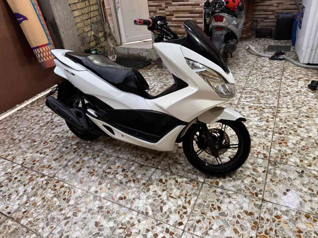 Bcx. دراجة جيل الثاني كوري للبيع نظيفة ومال موضف مكفولةالسعر1800 الف دينار عراقي مكاني مدينة الصدر والدراجة مكفولة الشراي يتصل وبيها مجال بسيط 
***********
