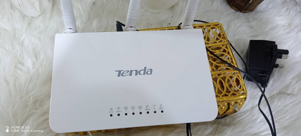 سلام عليكم راوتر جديد للبيع سعره 30 قفل ***********
