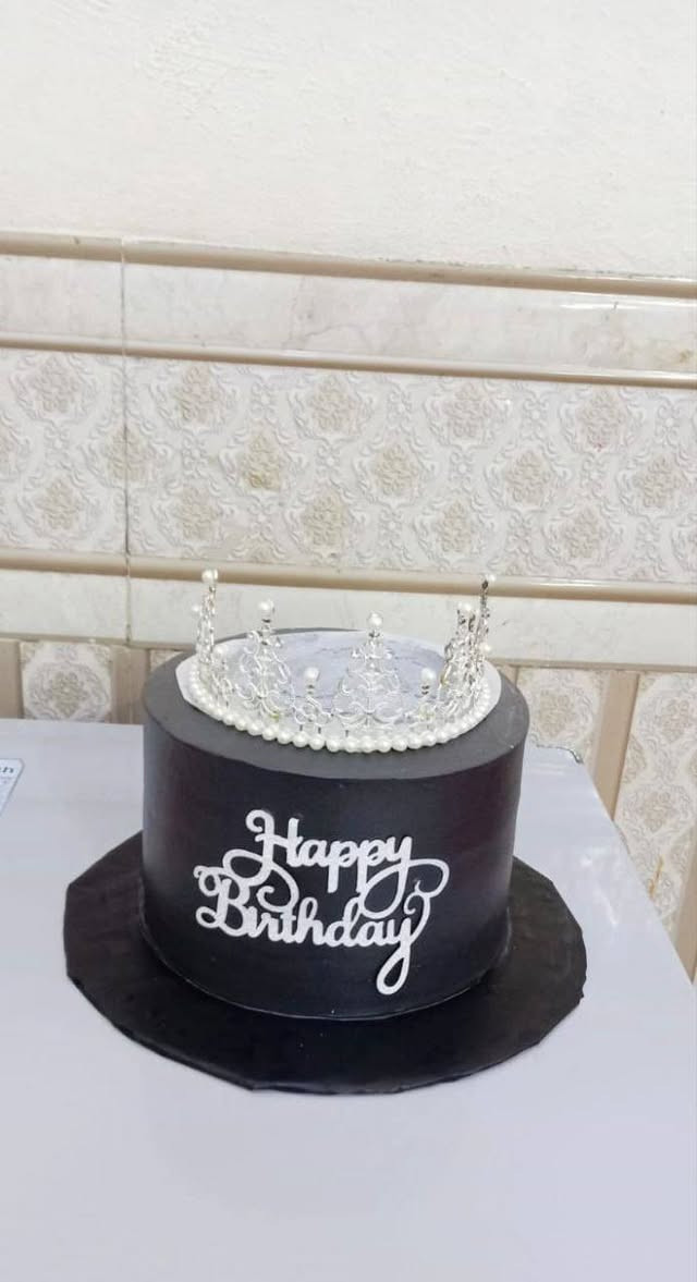 نجهّز لكم الكيك لجميع المناسبات 🎂
أعراس 💍 | أعياد ميلاد 🎉 | مناسبات خاصة

– تنفيذ كيك حسب الطلب وبأشكال عصرية

– تجهيز باقات الورد 🌹

– تصميم وتنفيذ ستيكرات الأعراس

– ستيكرات العمرة 🤍

– ستيكرات أعياد الميلاد 🎈

الجودة، الذوق، والدقة عنوان شغلنا ✨

للطلب والاستفسار راسلونا خاص 📩رقم الحجز

*********** بعقوبة حي المعلمين
