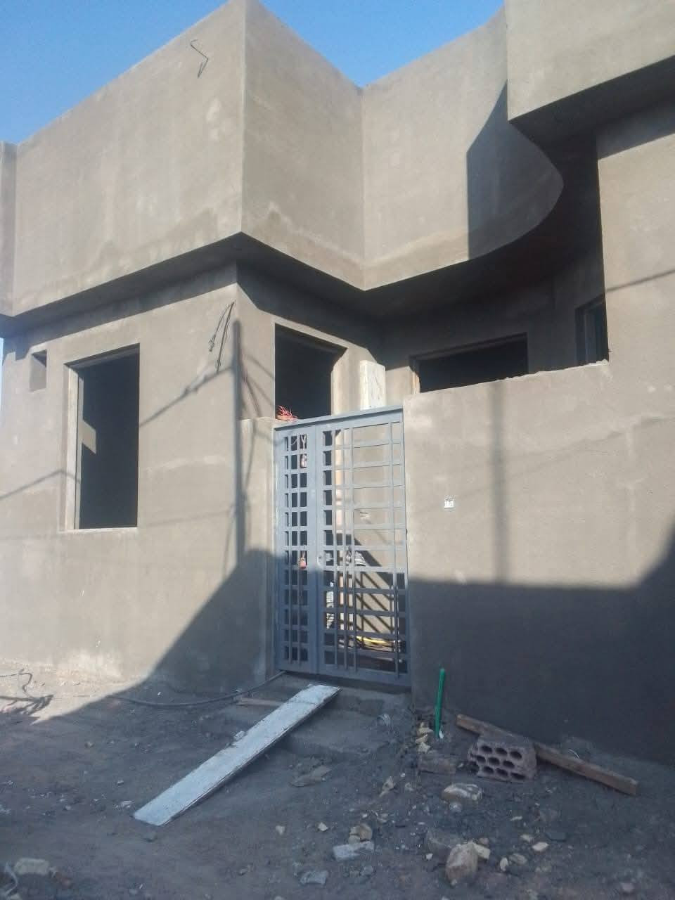 لبخ سمنت وبياض بسعر مناسب شرط درجه اولى
الاتصال أو المراسلة 

***********
