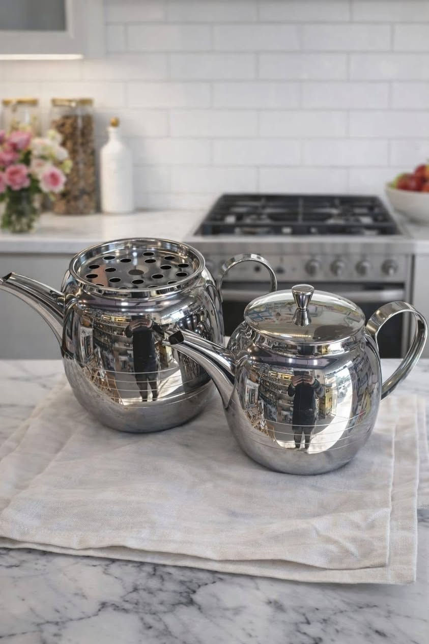 🌟 طقم إبريق شاي مزدوج من كوركماز! 🍵

- مصنوع من الستانلس ستيل عالي الجودة 18/10 المقاوم للصدأ 💪
- سطح خارجي مصقول ولامع 🔥
- سعة 1.5 لتر للإبريق العلوي و 2.0 لتر للإبريق السفلي 📦
- يمكن غسله في غسالة الصحون 🤖
- تصميم أنيق ومثالي للاستخدام اليومي 😍

السعر مع التوصيل 37,000 دينار! 🇮🇶

#طقم_شاي #كوركماز #أدوات_مطبخ #العراق #بغداد #تسوق_اونلاين #ضيافة


**إذا كنت صاحب هذا الإعلان وتريد حذفه لأي سبب، رجاءا أرسل رسالة إلى الدعم الفني**