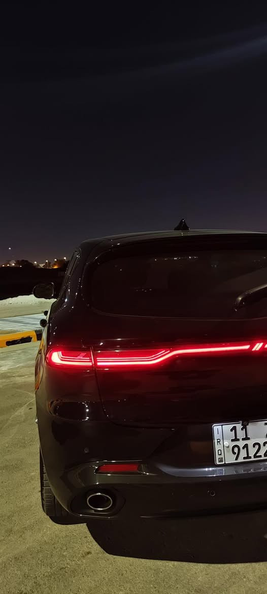 السلام عليكم ماشية38 الف ميل
سيارة جاهزة ولا كلوب او كود بالشاشة
بدون ايرباك ، دخولها جديد و تترقم جميع المحافظات
0ء محرك 1.3L توربو + كهربائي (هايبرد)
طأ القوة: 288 حصان
0-100 كم/س: 4 ثواني فقط
دفع رباعي AWD
مدى كهربائي: حتى 53 كم
PowerShot + أوضاع قيادة متعددة
فرامل Brembo رياضية
شاشتين رقمية 10.25 + "12.3"
تصميم رياضي وشعار R/T
قوة + تقنية + توفير
كزوز رياضي و صوتها حلو
مري شفط و اشاير بالمري
بصمه
قطعتين تبريد
تدفئة كشنات و ستيرن رقم الموديل *********** سعر 160 بيه مجال كلش
