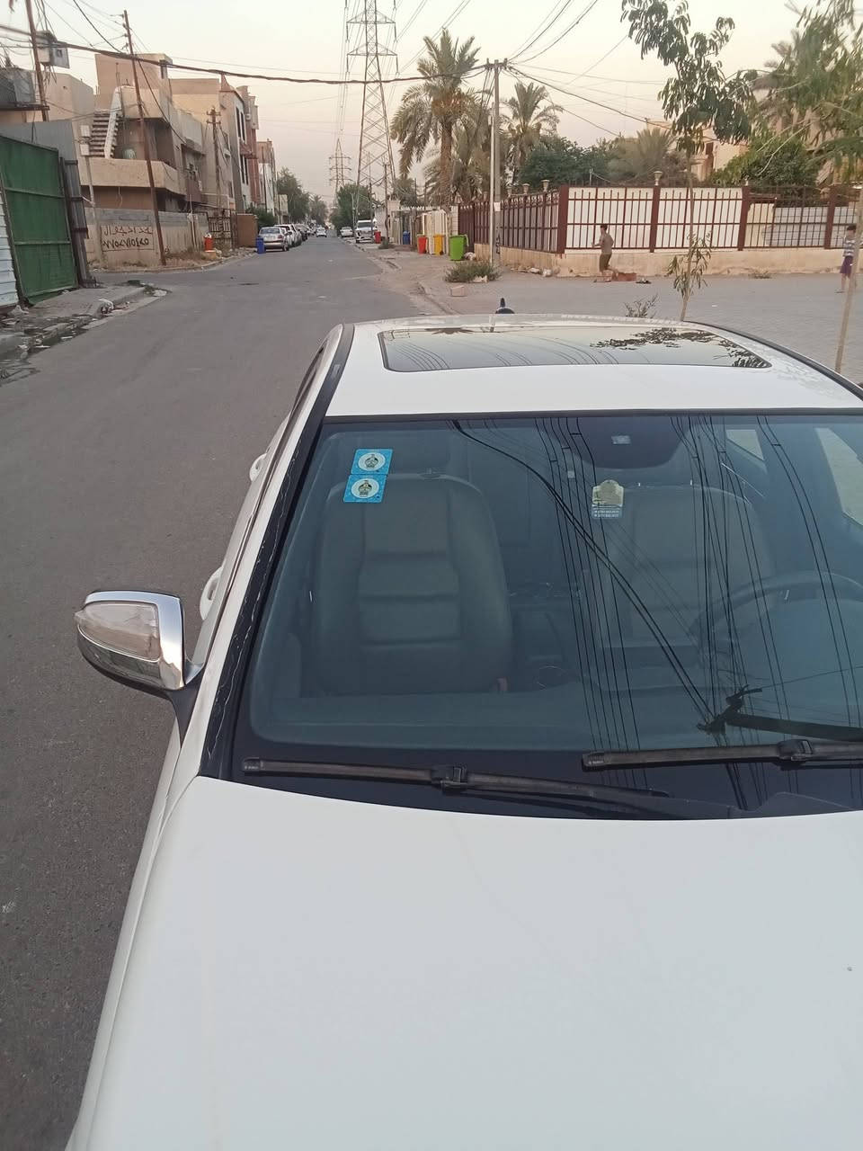 مارسيدس C350,فول مواصفات كشنات كهرباء فتحة جلد تدفئة بالكشن شاشة بلاد وارد خليجي بيها مكانين صبغ 2008ماشية 70 محرك6سلندر3500 السيارة تبريدها ثلج تخم تاير جاهزة كل نقص مابيها ***********
