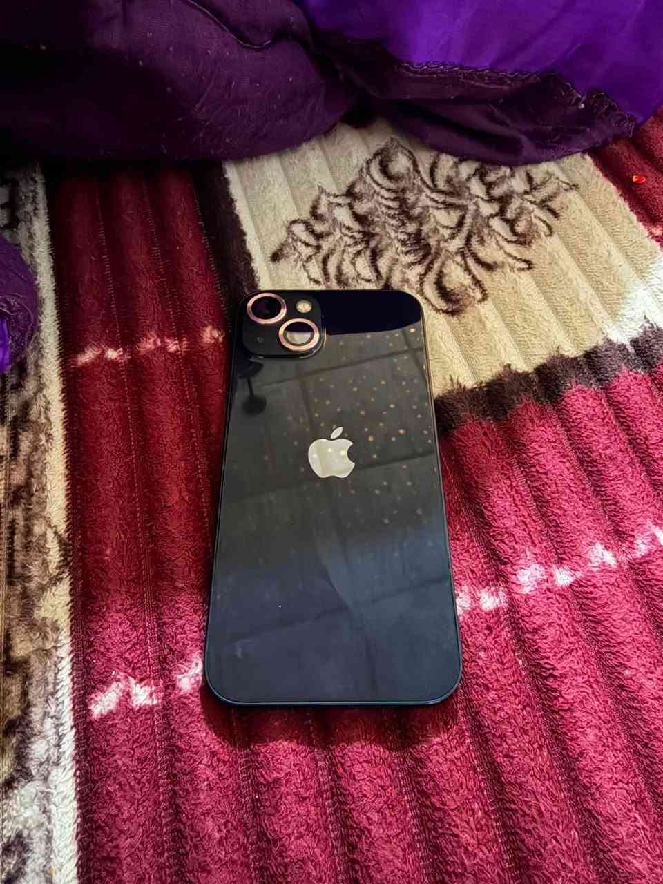 13 عادي ذاكرة 128  بطاريه 82(***********)
