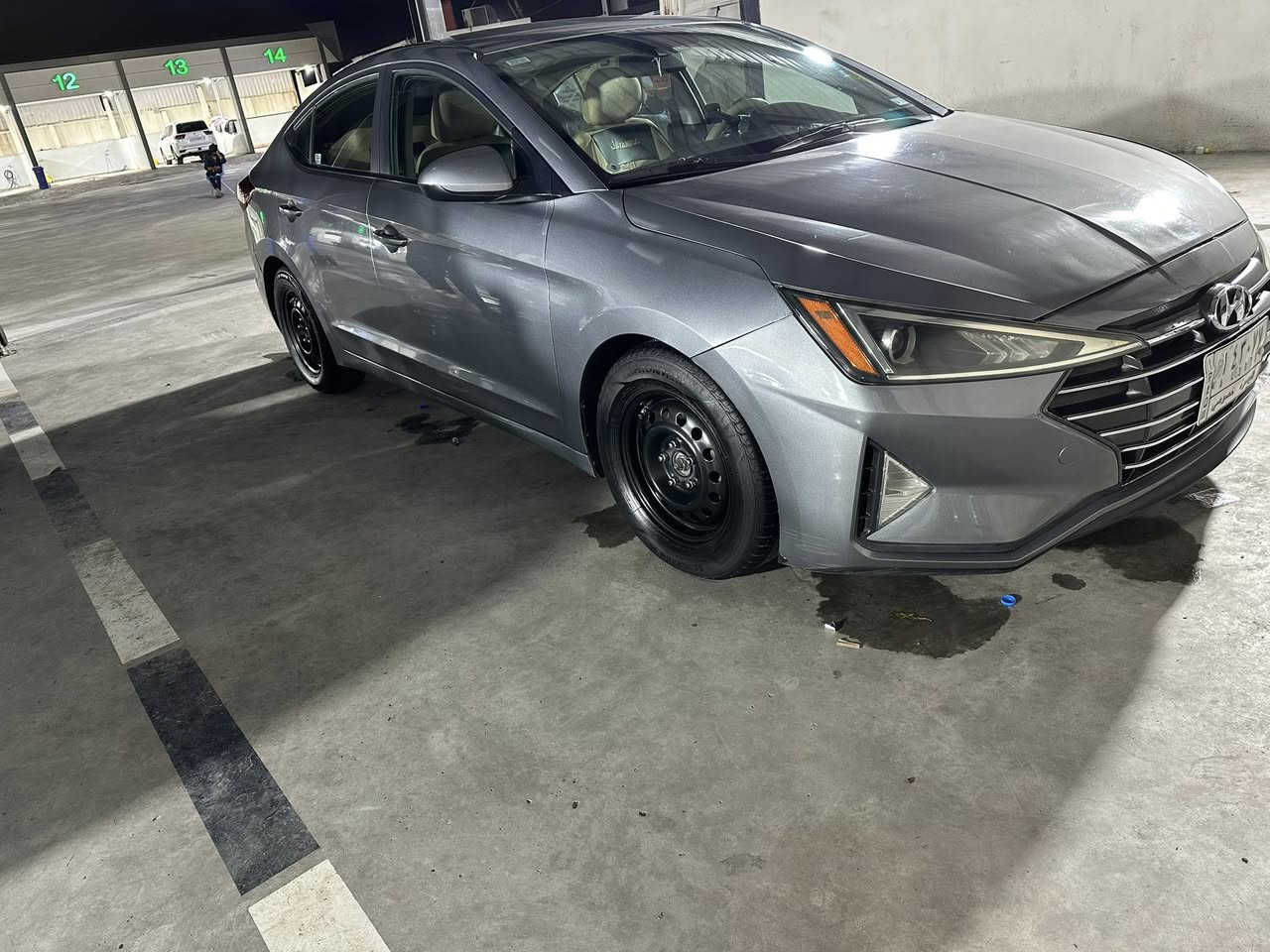 ‏سلام عليكم سيارة النترا وارد أمريكي موديل 2019 مكينة 2000 مكاني البصرة رقم السيارة بصره سعر 125 وبيها مجال رقم التواصل ***********
