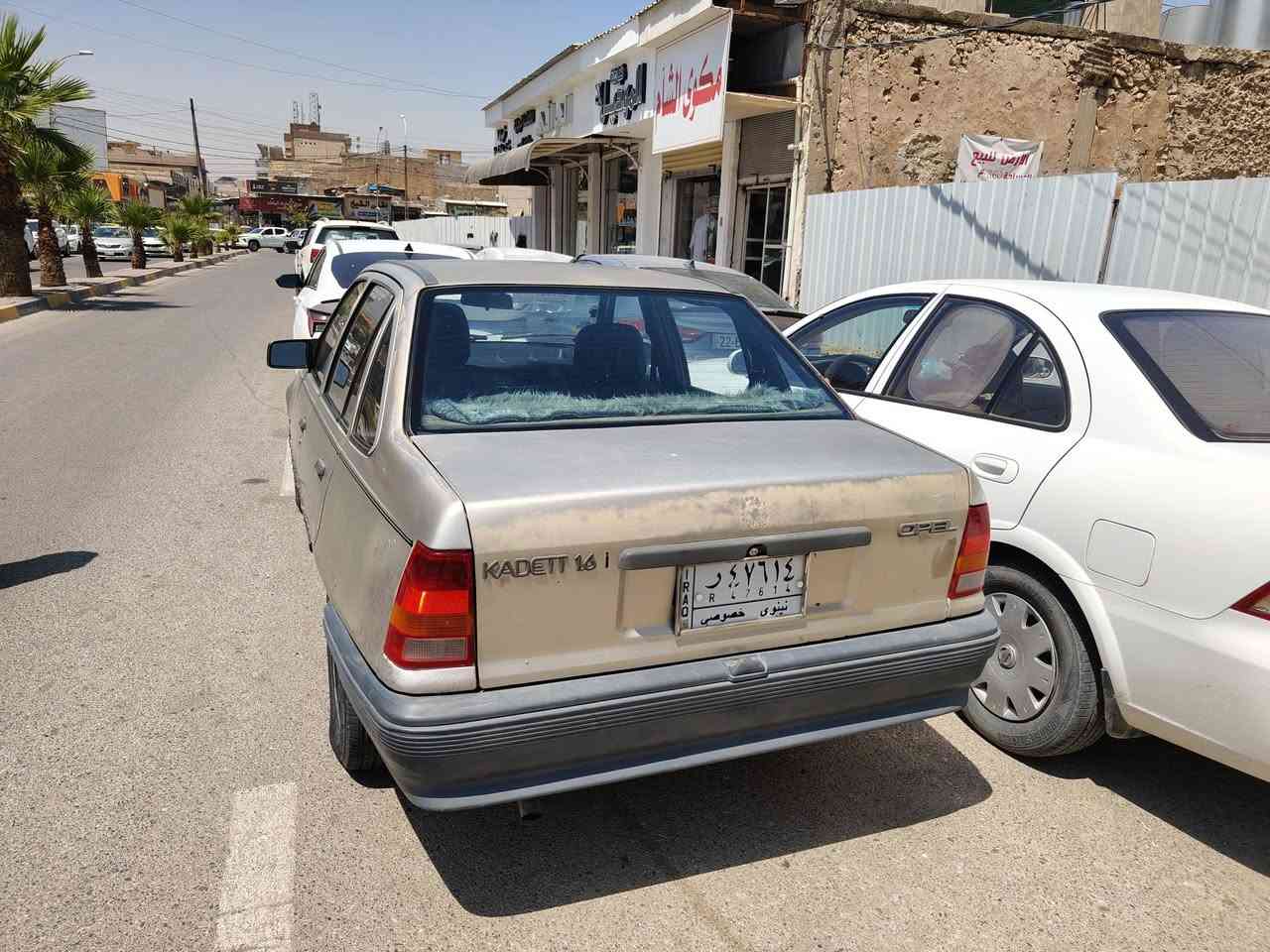 محرك 16
كير توماتيك 
مكفولة من صبغ وحادث كشرها بلادي 
جامات امامي كهرب 
هزة كاملة شرط التحويل 
السعر 34 
مكاني موصل دواسة 
***********
