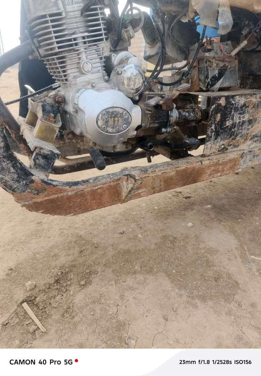 ستوته للبيع محرك مامفتوح بي برغي اكسن بجيس بدي جديد المكان الهلال السعر الاتصال ع ***********
