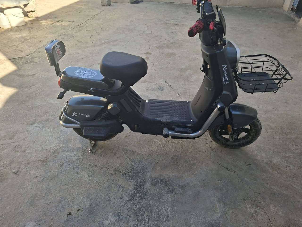 #فول  نضافه  شرط
5  بتاريات  سويجين  بصمه  
سعرة 230


**إذا كنت صاحب هذا الإعلان وتريد حذفه لأي سبب، رجاءا أرسل رسالة إلى الدعم الفني**