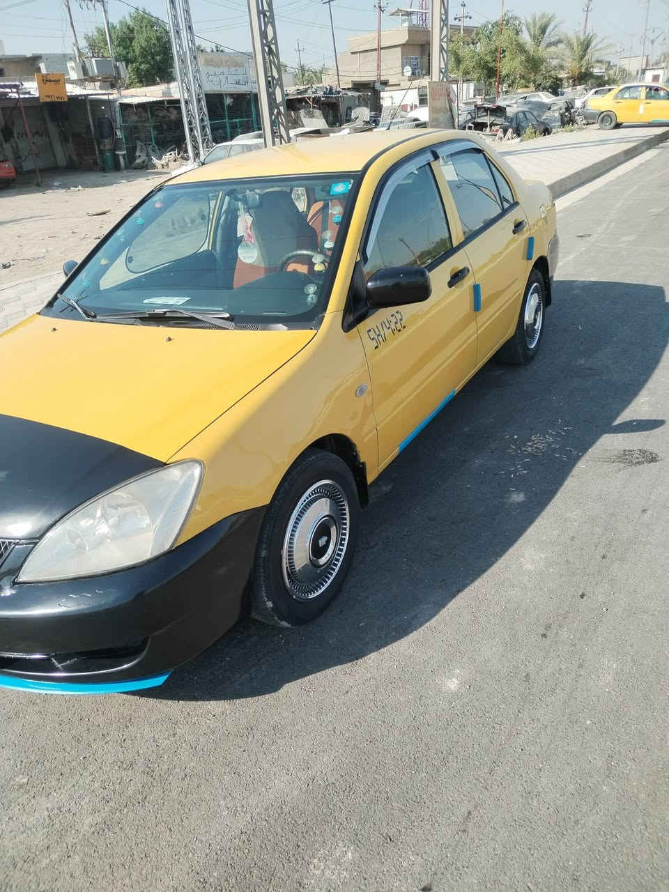 لانسر للبيع ٢٠١٠ كير مكينة تبريد تدفئة كفالة صدر خير من الله سنوية باسمي تحويل مباشر مصفرة هيئة وغرامات .....بيهة صبغ حزام سيارة جاهزة كبل للشارع  للتواصل خاص او الاتصال على الرقم التالي *********** العنوان ديالى تقاطع القدس
