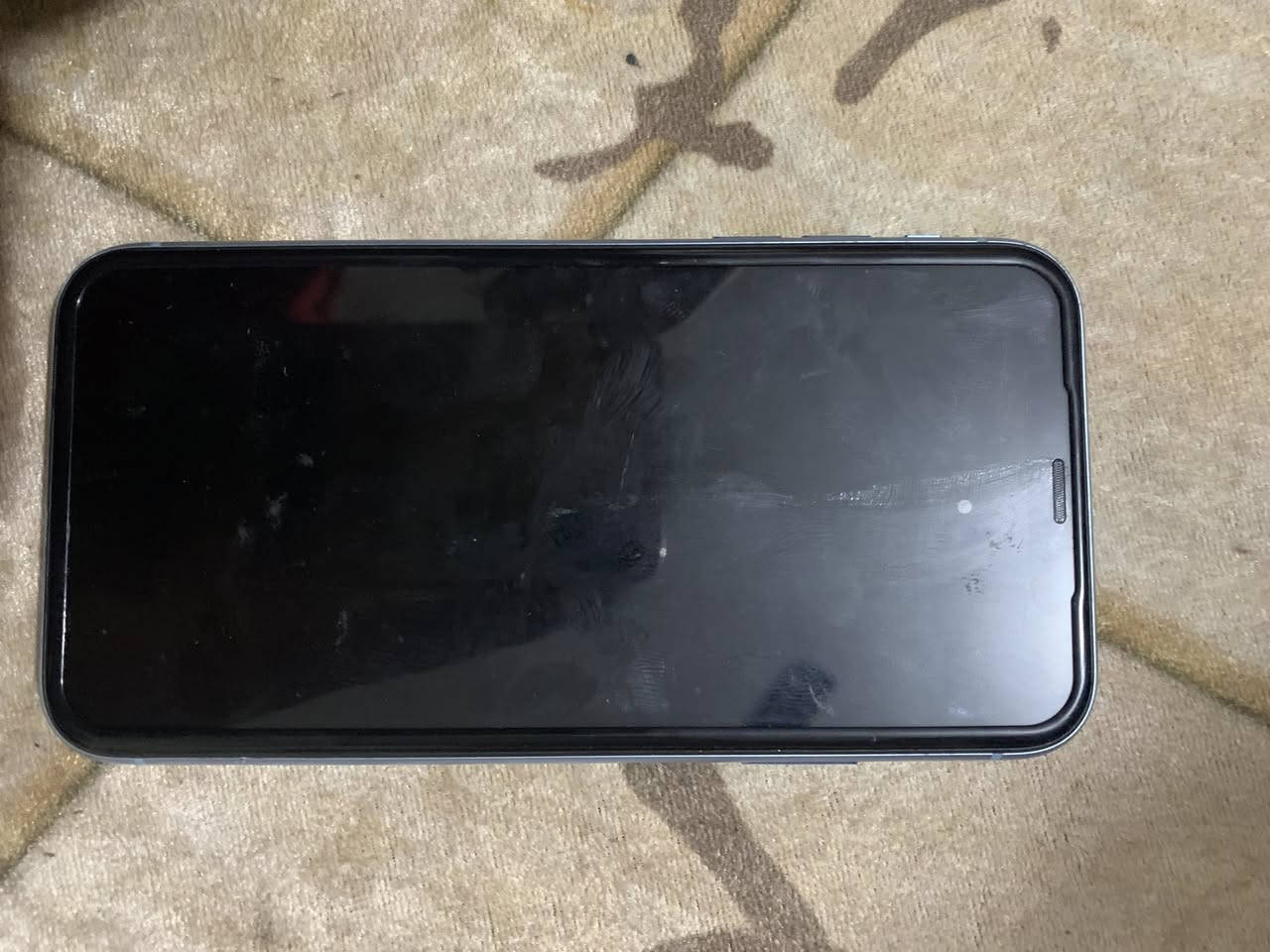 السلام عليكم xrجهاز نظيف مثل ماتشوفون مكان بغداد البلديات رايدة با215 واتس***********
