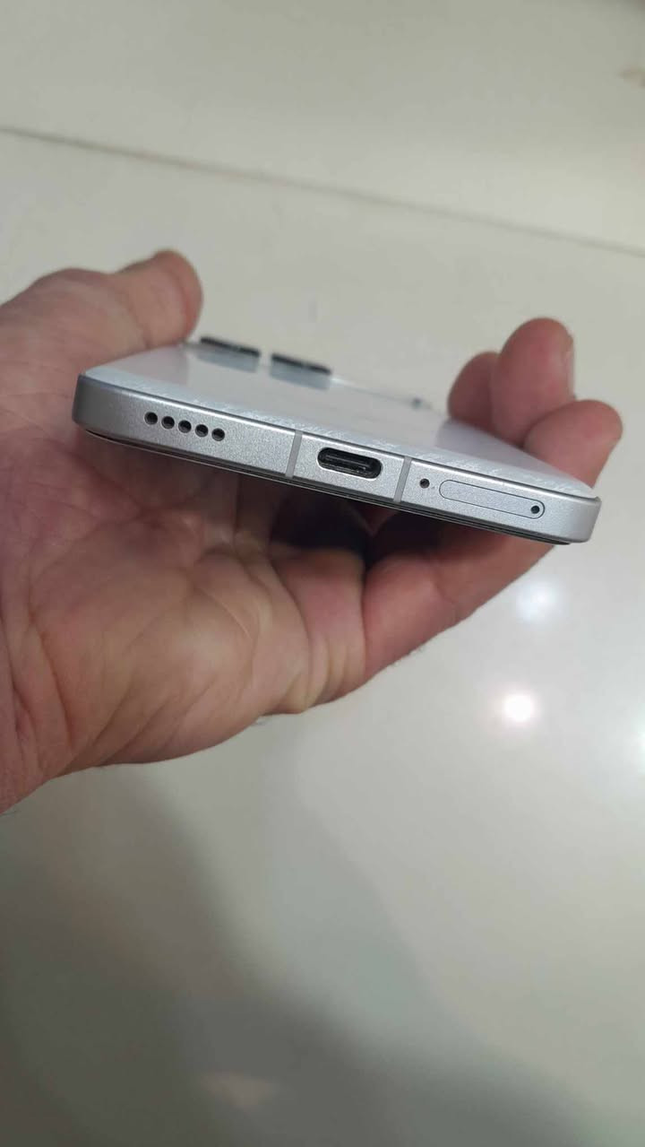جهاز pocof6pro ذاكرة512 نضيف  95بالمئة غراضو كامل معا الاصلي الشاحن 120واط. السعر 420 او مراوس


**إذا كنت صاحب هذا الإعلان وتريد حذفه لأي سبب، رجاءا أرسل رسالة إلى الدعم الفني**