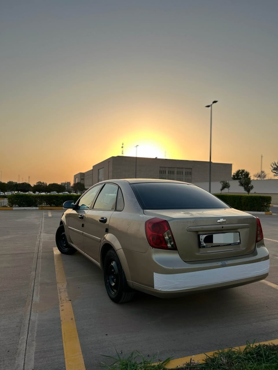 شۆفرلێت ئۆپتڕا مۆدیل ٢٠٠٩
جەمپێکی خەفیفی پێشی هەیە و پشت کەپس،بۆنیتی سبوغە،گێڕ ئۆتۆماتیک،چوار جام کارەبایی،تەبرید،سوکان ڤۆلم،ئاوێنە کارەبایی،abs,چوار تایەو ویلی خاوێنی لەسەرە،ڕەقەم هەولێر ،ڕەقەم باریک،هەزەی تازە  ،گێڕ و مەکینەی بێ عەیبە……..

نرخ:٧٨ وەرەقە و مەجالەکی برایانە
شوێن:هەولێر 
ژ.م:*********** أربيل, العراق
