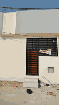 سلام 🙋‍♂️ بيت مساحه ٥٠م طابو زراعي ملحق حي ميسان شارع الزوار
بيت كامل وجاهز مفتاح

تبليط وخدمات

السعر ٢٦

*********** وتساب

***********
