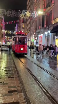 ✈️ حلّقوا بأناقة مع طيران آي جت التركي إلى إسطنبول! استمتعوا برحلة مري...