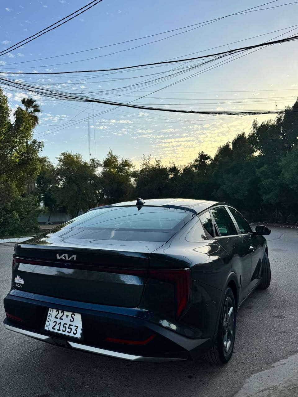 السلام عليكم 
كيا K4 الشكل الجديد كلياً موديل 25 ( وارد امريكي ) . 
ماشية 11 الف ميل فقط . 
حادث موضح بالصور ( بنيد صبغ بدون دواخل مكفولة ) + 4 قطع كلير امريكا . 
رقم اربيل جديد سنوية وهزة جديدة ( وكالة ، تحويل ) اللي يعجبك . 
مواصفات ( محرك 2000 دوش . بصمة تشغيل وابواب وصندوك ، تشغيل عن بعد ، شاشة ايباد كبيرة ، كاميرا خلفية ، ويل كب ، سايد بريك دكمة ، لد نهاري شمسي ، لايت 3 عدسات زنون بلادي ، بك لايت لد ، رادارات 360 ومانع توقف ، نقاط عمياء ، كروس سرعة ، مانع انزلاق ، تحديد مسار ، اوتو هولد ، نظامين قيادة ، وباقي مواصفات LX . المعروفة ) . 
حجر بشرط بلادي . جاهزة بدون اي نواقص وجديدة لا شخوط ولا رصعات ولا بارد . 
السعر / 168$ وبيها شي بسيط . 
مكان / بغداد . 
للاتصال / *********** .
