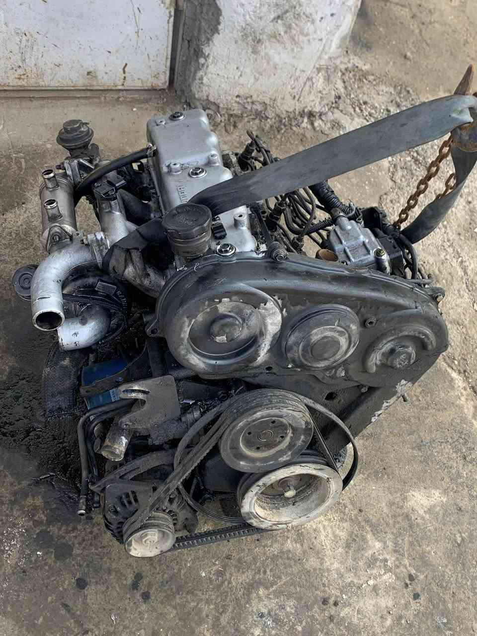 مكينة ستاركس  بم شغال كهربائي. داينمو شغال. المكينة بيهة نفخ. مكاني ديالى بعقوبة شنو تحتاج منهة ابيع *********** يوجد توصيل
